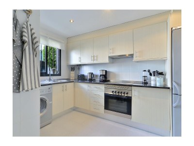 Holiday house Beachhouse w. pools - Features photo 22