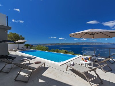 Villa Villa Skyview mit 44m² Infinity-Pool, Panoramablick - Outdoor photo 6