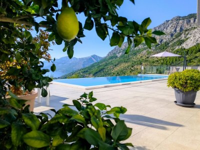 Villa Villa Skyview mit 44m² Infinity-Pool, Panoramablick - Outdoor photo 7