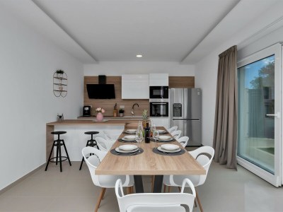 Villa Villa Skyview mit 44m² Infinity-Pool, Panoramablick - Features photo 20