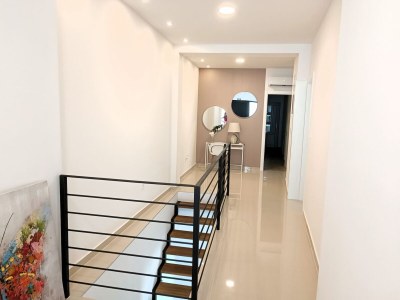 Villa Villa Skyview mit 44m² Infinity-Pool, Panoramablick - Outdoor photo 91