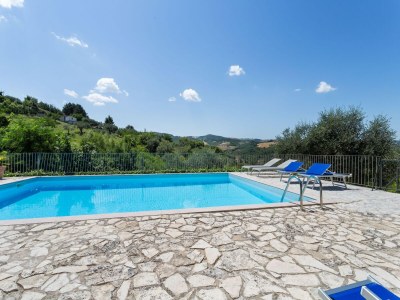 Apartment Stilvoller Aufenthalt mit Pool - Outdoor photo 18