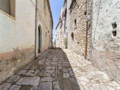 Apartment Stilvoller Aufenthalt mit Pool - Environment photo 34