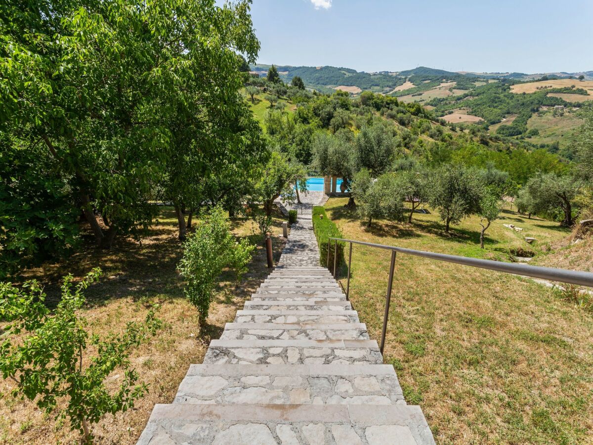 Apartment Apartment in Ripabottoni with Panoramic Views - Outdoor photo 4