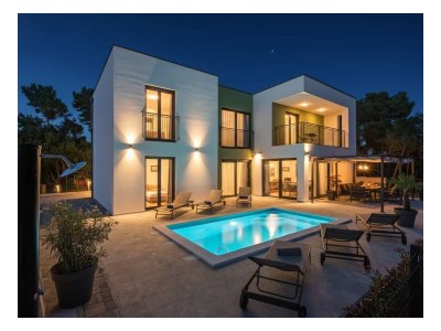 Villa Flavia with private pool, close to the beach in Medulin - Villa