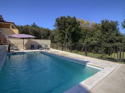 Villa Villa Aurora with pool - Outdoor photo 2