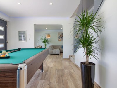 Villa Lukawith pool - Features photo 17