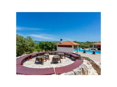 Villa with pool, jacuzzi, sauna, fitness, wine cellar - Outdoor photo 16