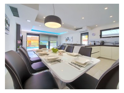 Villa Dama with pool by the sea - Features photo 18