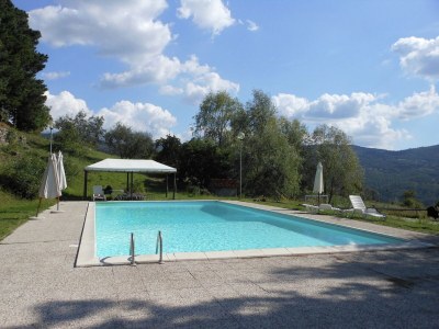 Farmhouse Wunderschönes Bauernhaus mit Gemeinschaftspool in Montagna Fiorentina - Farmhouse