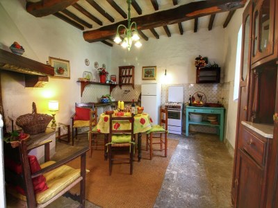 Farmhouse Wunderschönes Bauernhaus mit Gemeinschaftspool - Features photo 12