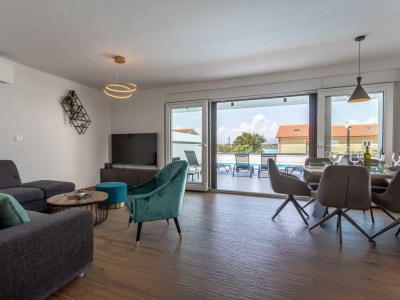 Villa Diva by the sea with pool - Features photo 13