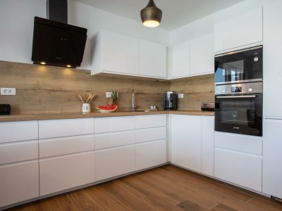 Villa Diva by the sea with pool - Features photo 17