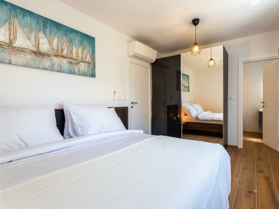 Villa Diva by the sea with pool - Features photo 26