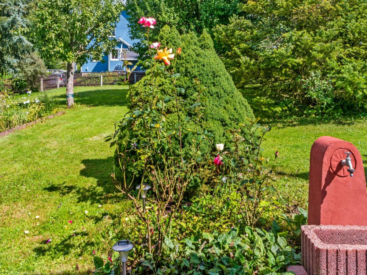 Apartment Charmante Dachgeschoss Ferienwohnung im Erzgebirge - Outdoor photo 2