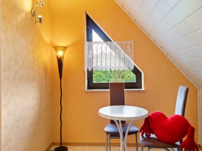 Apartment Charmante Dachgeschoss Ferienwohnung im Erzgebirge - Features photo 18