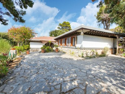 Villa Belvilla by OYO Villa Caduceo - Outdoor photo 4