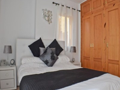 Holiday house Charming Coastal Escape - Features photo 25