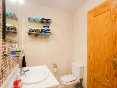 Holiday house Charming Coastal Escape - Features photo 28