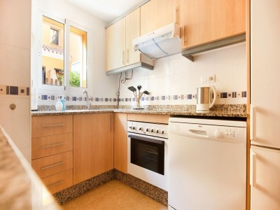 Holiday house Charming Coastal Escape - Features photo 37