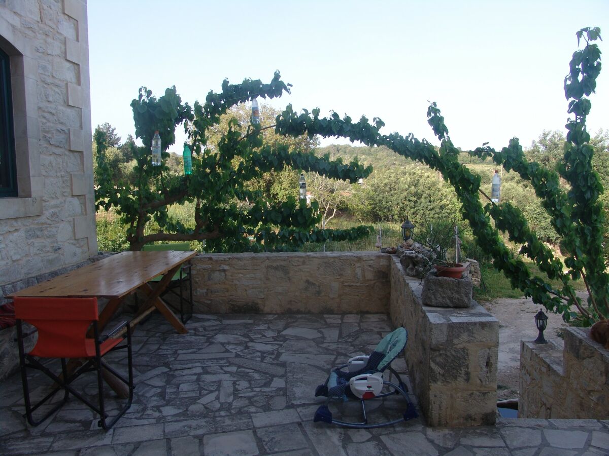 Villa Schönes großes traditionelles griechisches Haus, schöne Gegend Nähe Panormo, NW - Outdoor photo 4