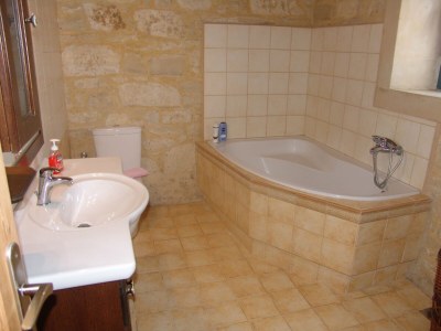 Villa Schönes großes traditionelles griechisches Haus, schöne Gegend Nähe Panormo, NW - Features photo 11