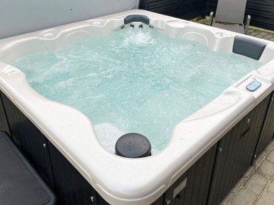 Holiday house Luxus-Ruckzug mit Pool -- By Traum Ferienwohnungen - Outdoor photo 5