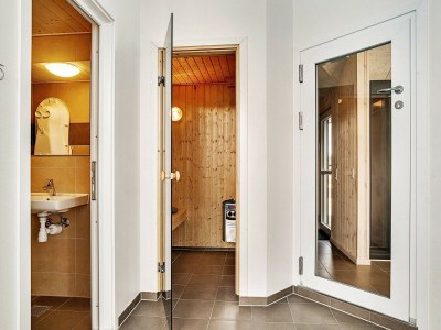 Holiday house Luxus-Ruckzug mit Pool -- By Traum Ferienwohnungen - Outdoor photo 24