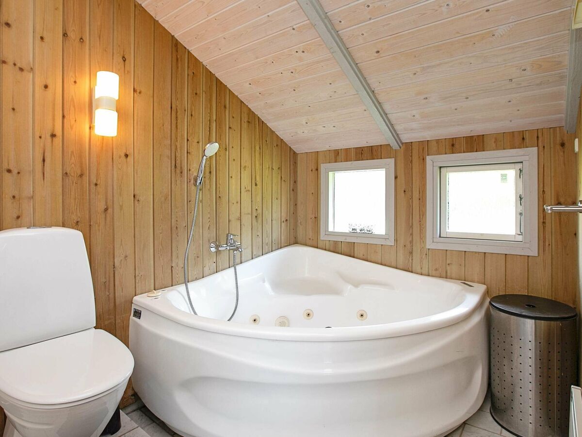 Holiday house 6 person holiday home in Væggerløse - Outdoor photo 5