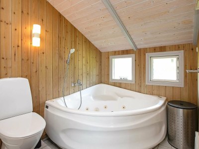 Holiday house 6 person holiday home in Væggerløse - Outdoor photo 5