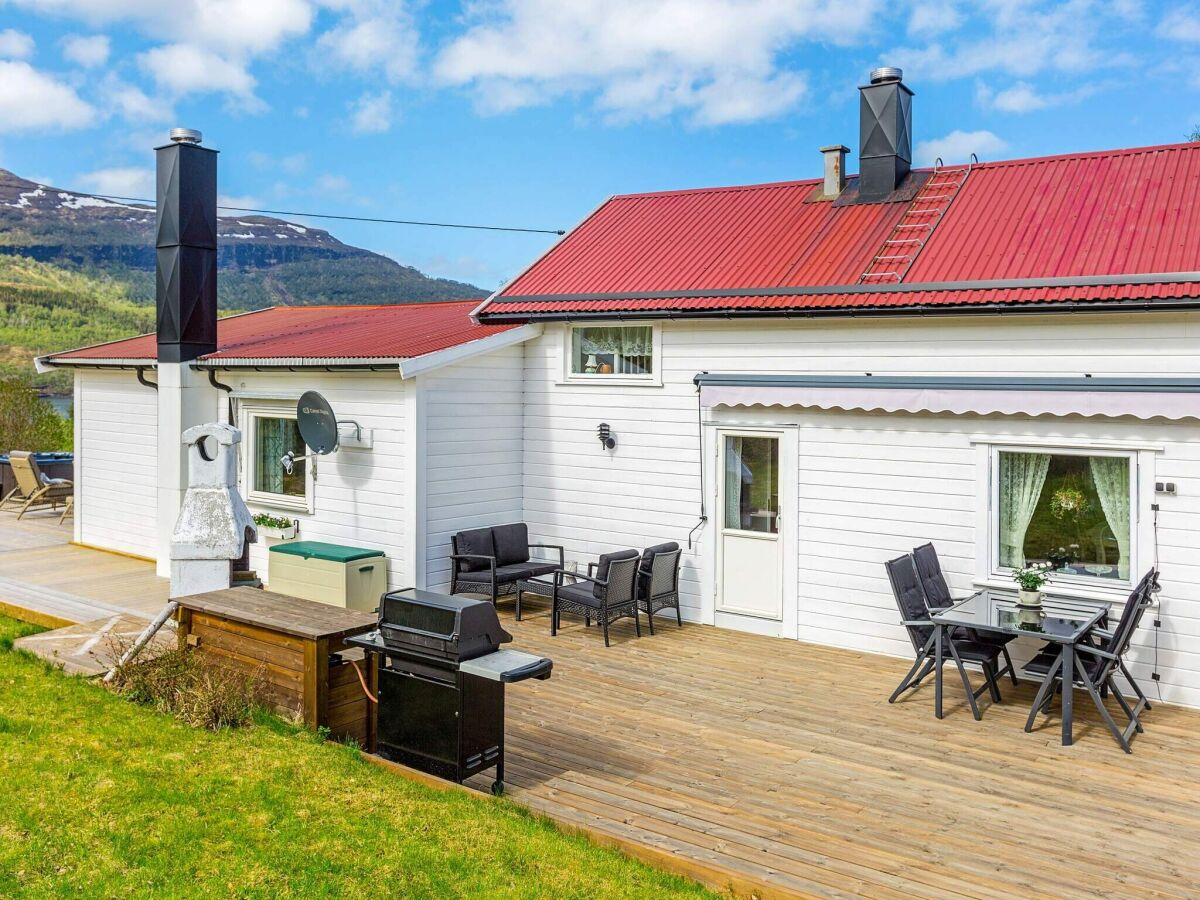 Holiday house 8 Personen Ferienhaus in Inndyr - Outdoor photo 4