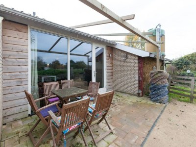 Holiday house Nice vacation home in Horssen with garden - Outdoor photo 3