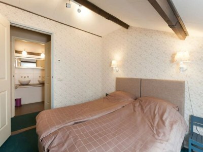 Holiday house Nice vacation home in Horssen with garden - Features photo 17