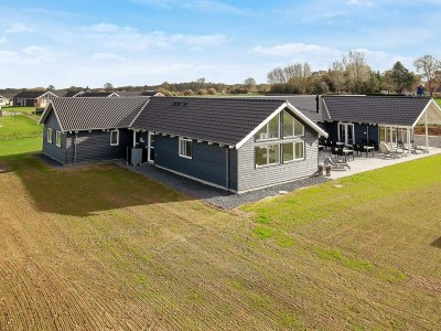 Holiday house Luxury Retreat with Pool - By Traum Ferienwohnungen - Outdoor photo 2