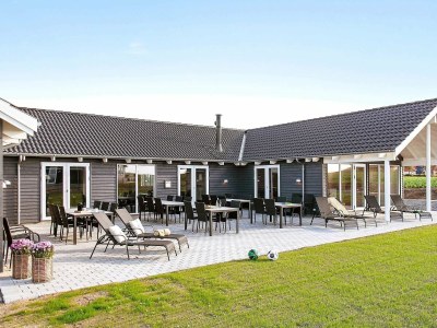 Holiday house Luxury Retreat with Pool - By Traum Ferienwohnungen - Outdoor photo 5