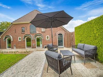 Farmhouse Farmhouse in Zelhem with Sauna Retreat - Outdoor photo 4