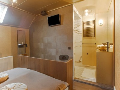 Farmhouse Farmhouse in Zelhem with Sauna Retreat - Features photo 11