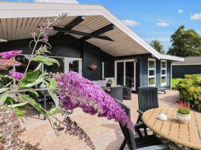 Holiday house Helles Strandhaus in Marielyst -- By Traum Ferienwohnungen - Outdoor photo 4