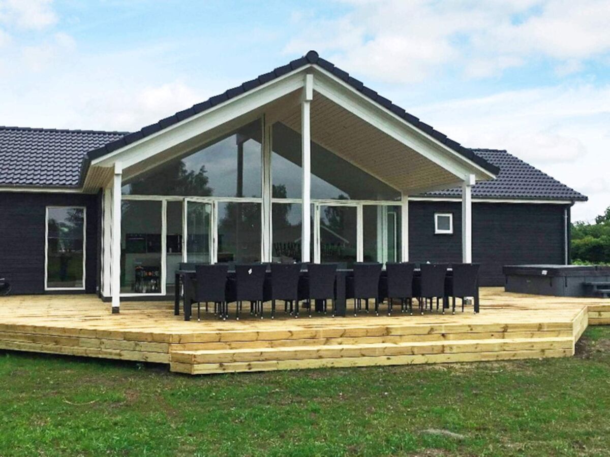 Holiday house 14 Personen Ferienhaus in Væggerløse - Outdoor photo 4