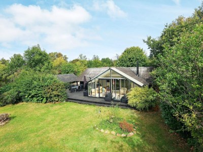 Holiday house Secluded Haven by Beach - By Traum Ferienwohnungen - Holiday house