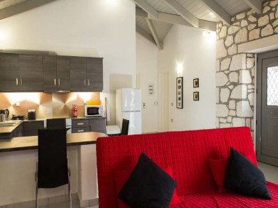 Villa Geräumige Villa in Meeresnähe in Agrilia - Features photo 12