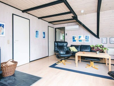 Holiday house 8 person holiday home in Rømø-By Traum - Outdoor photo 5