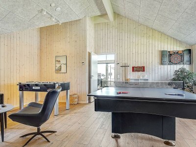 Holiday house 16 person holiday home in Hasselberg - Outdoor photo 10