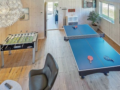 Holiday house 16 person holiday home in Hasselberg - Outdoor photo 18