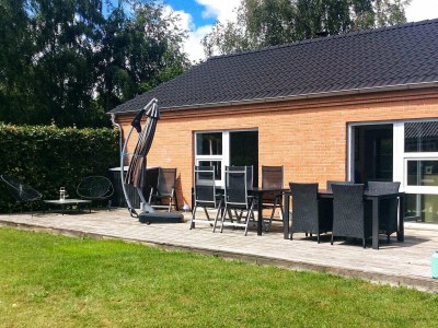 Holiday house 8 person holiday home in Væggerløse - Outdoor photo 3