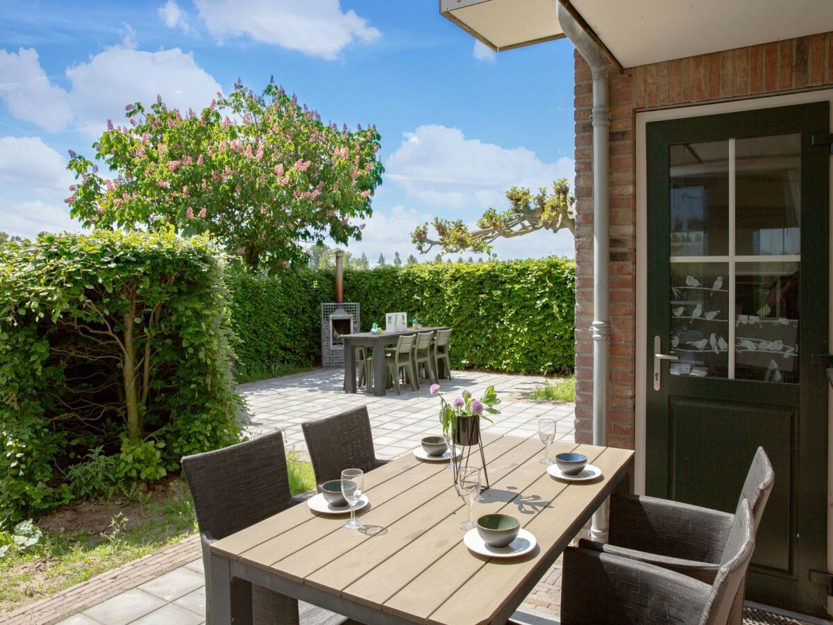 Farmhouse Bauernhaus in Genderen mit Terrasse - Outdoor photo 4