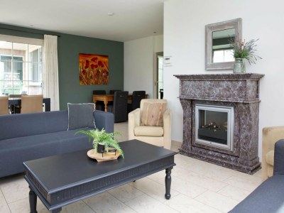 Farmhouse Bauernhaus in Genderen mit Terrasse - Features photo 11