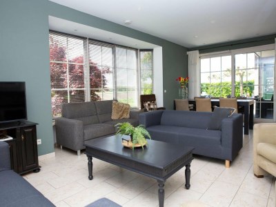 Farmhouse Bauernhaus in Genderen mit Terrasse - Features photo 28