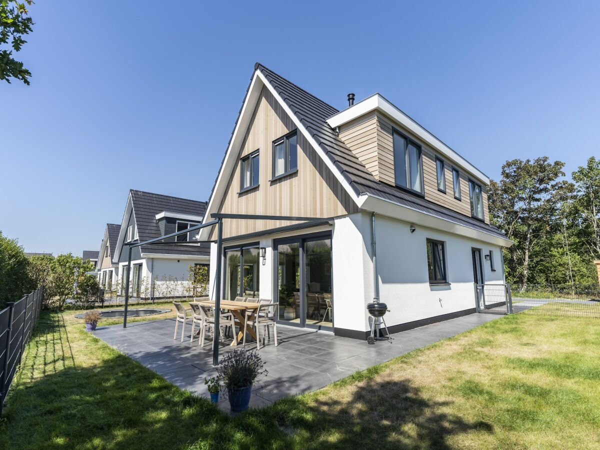 Villa Villa on Texel near Forest & Trails