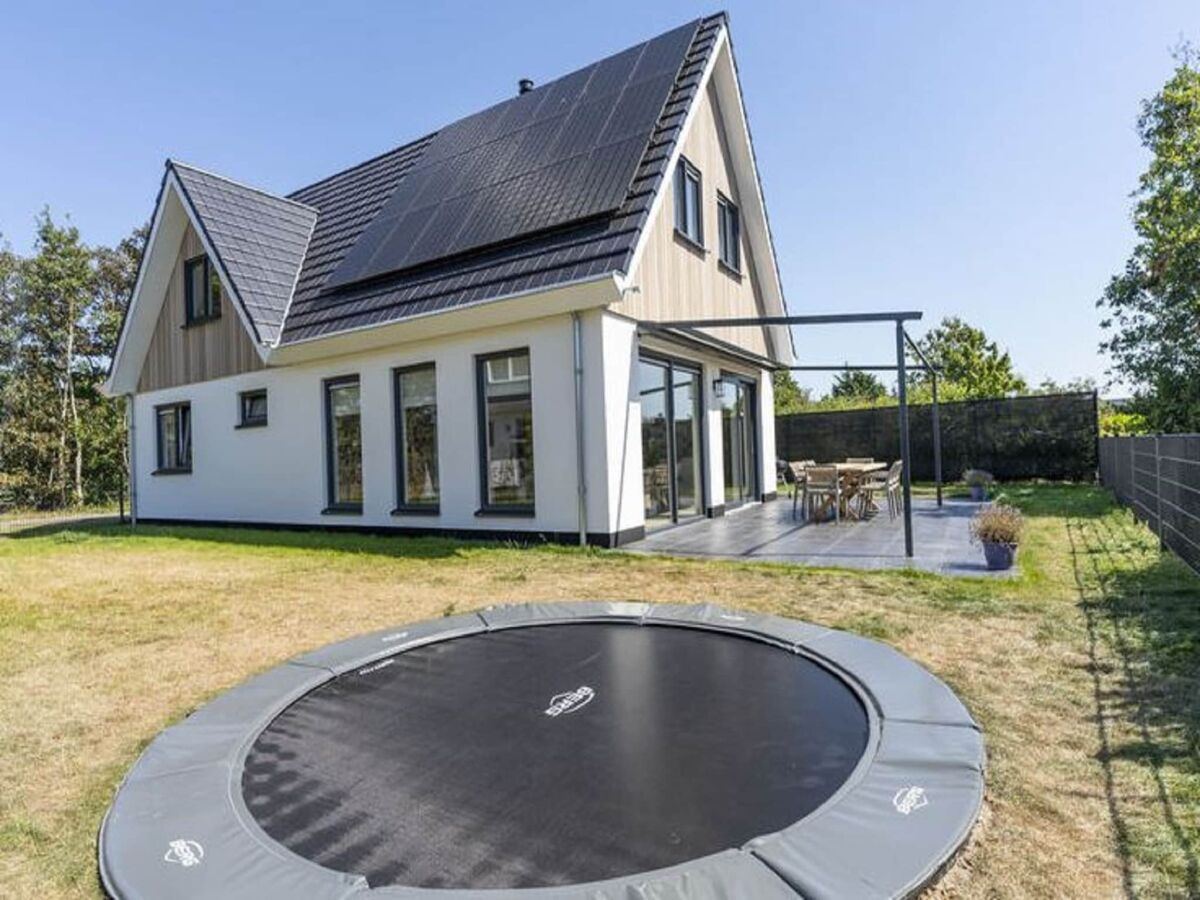 Villa Villa on Texel near Forest & Trails - Outdoor photo 3